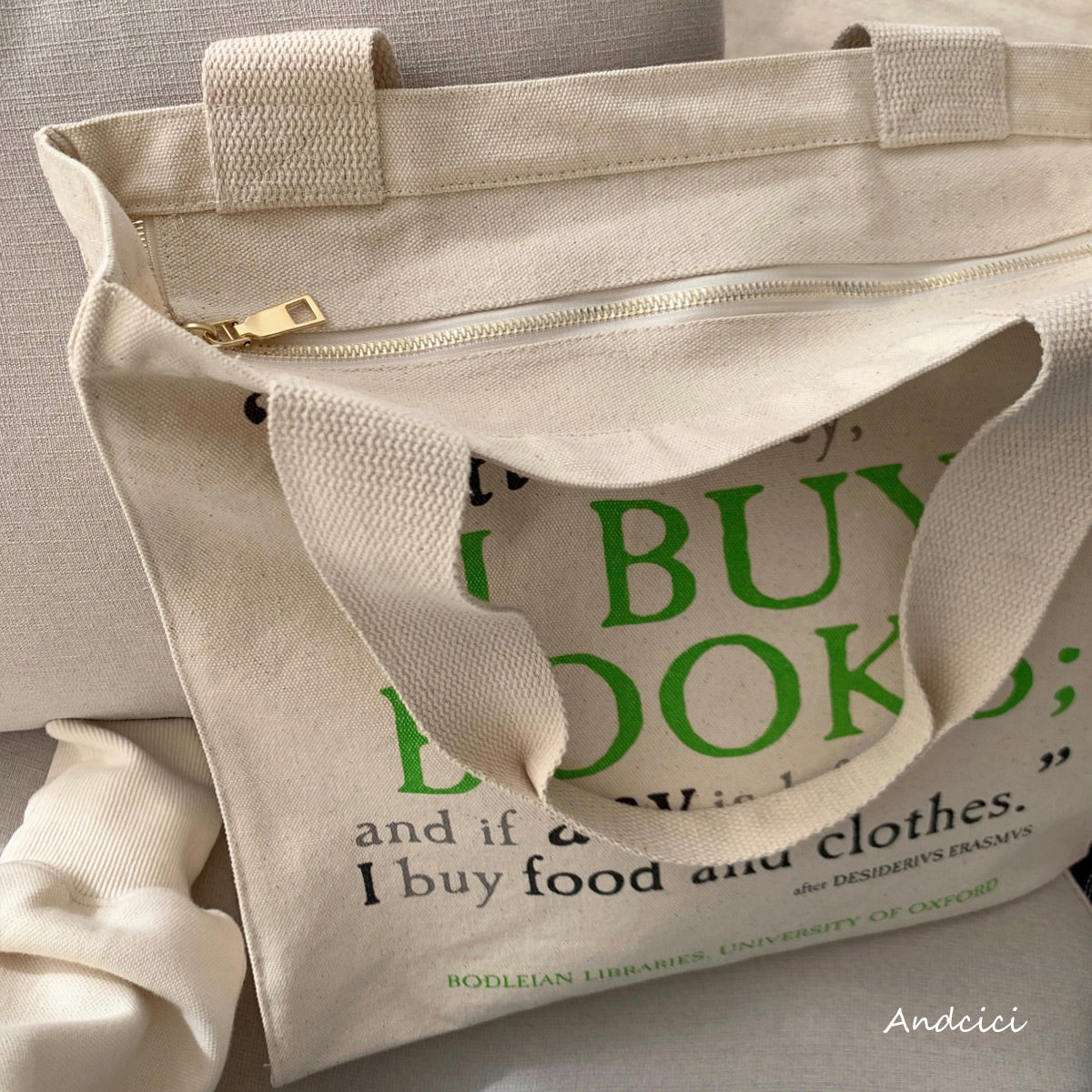 I Buy Books Canvas Tote Bag with Zip - Andcici