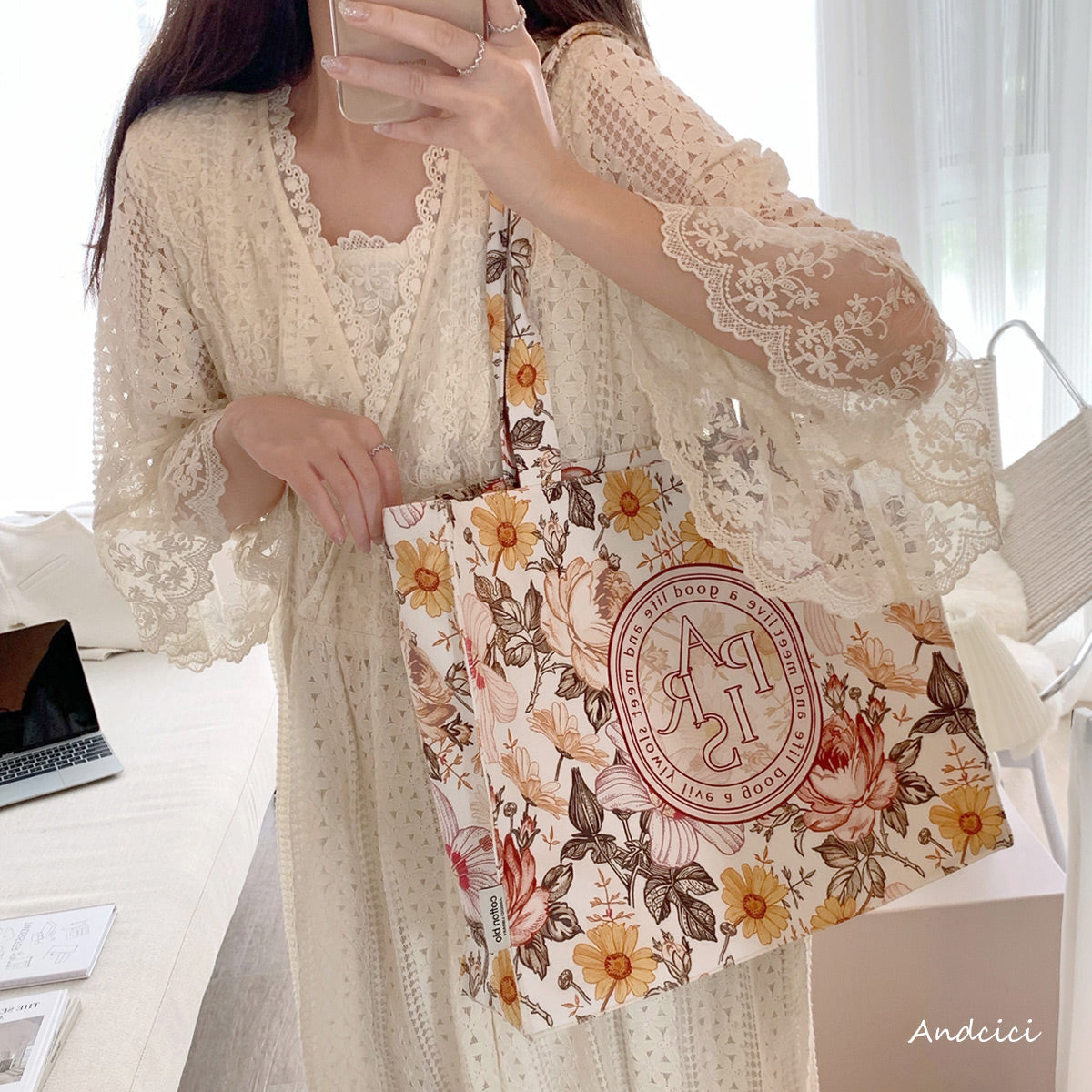 French Flowers Canvas Tote Bag with Zip - Andcici