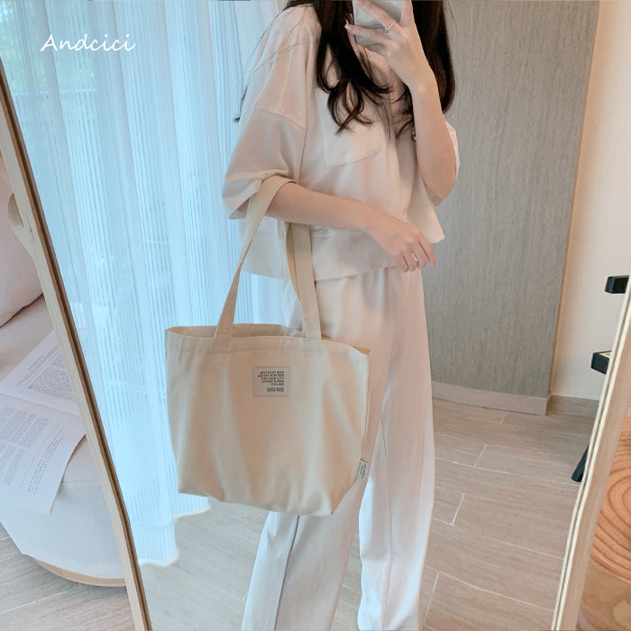 Free Love Bear Art Canvas Tote Bag with Zip - Andcici